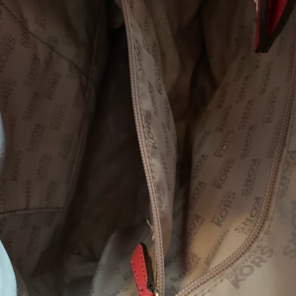 Micheal Kors Coral Tote - Picture 4 of 4